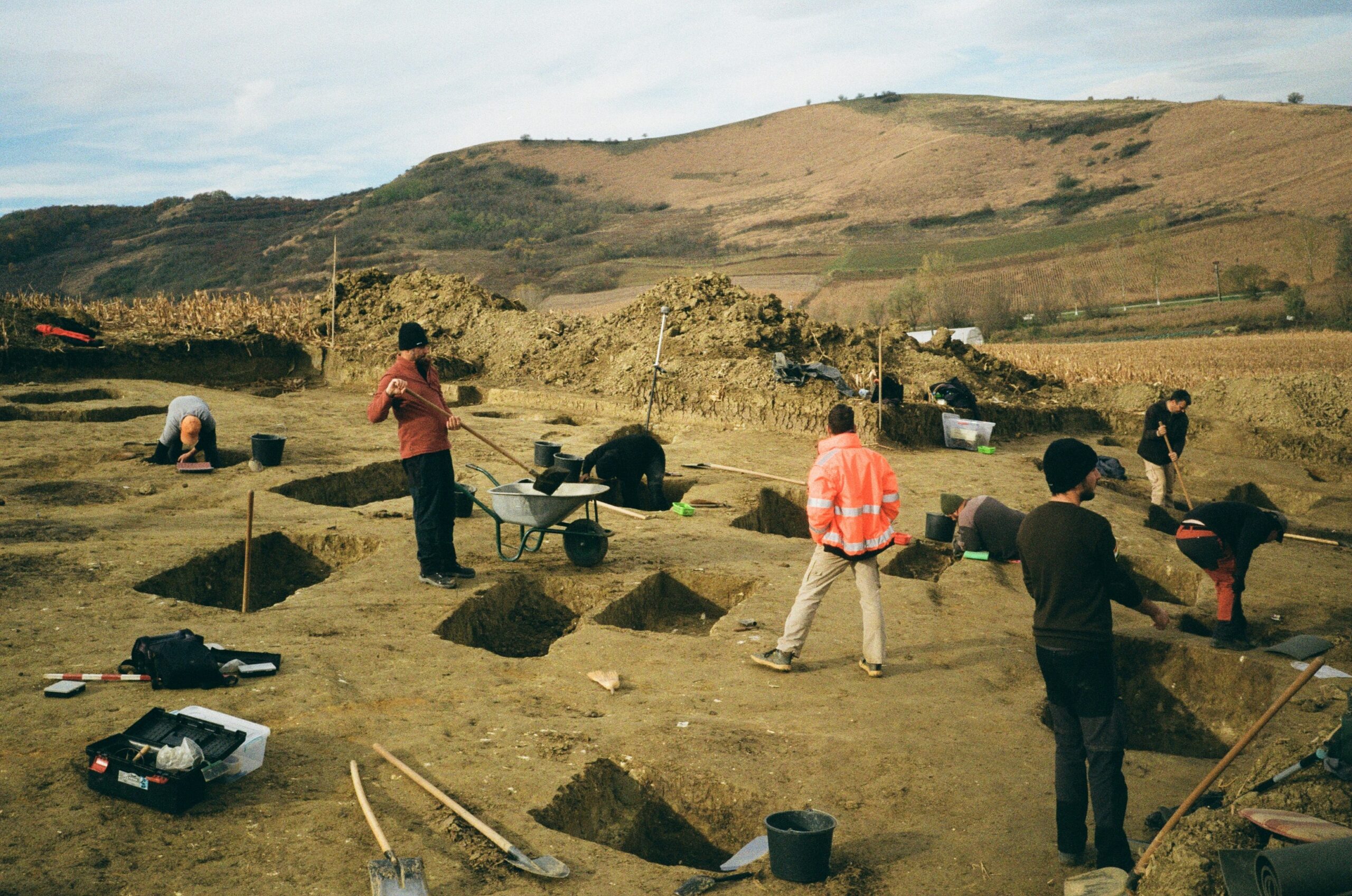 The Dawn of a New Era: How Modern Archaeology is Redefining Discovery
